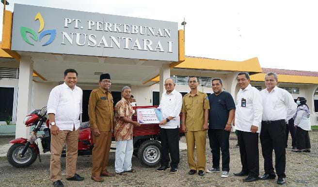 Ptpn I Salurkan Bantuan Tjsl Csr Di Lingkungan Perusahaan Waspada