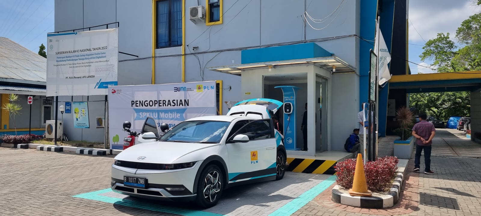 Pln Up Langsa Resmikan Spklu Dan Test Drive Mobil Listrik Waspada