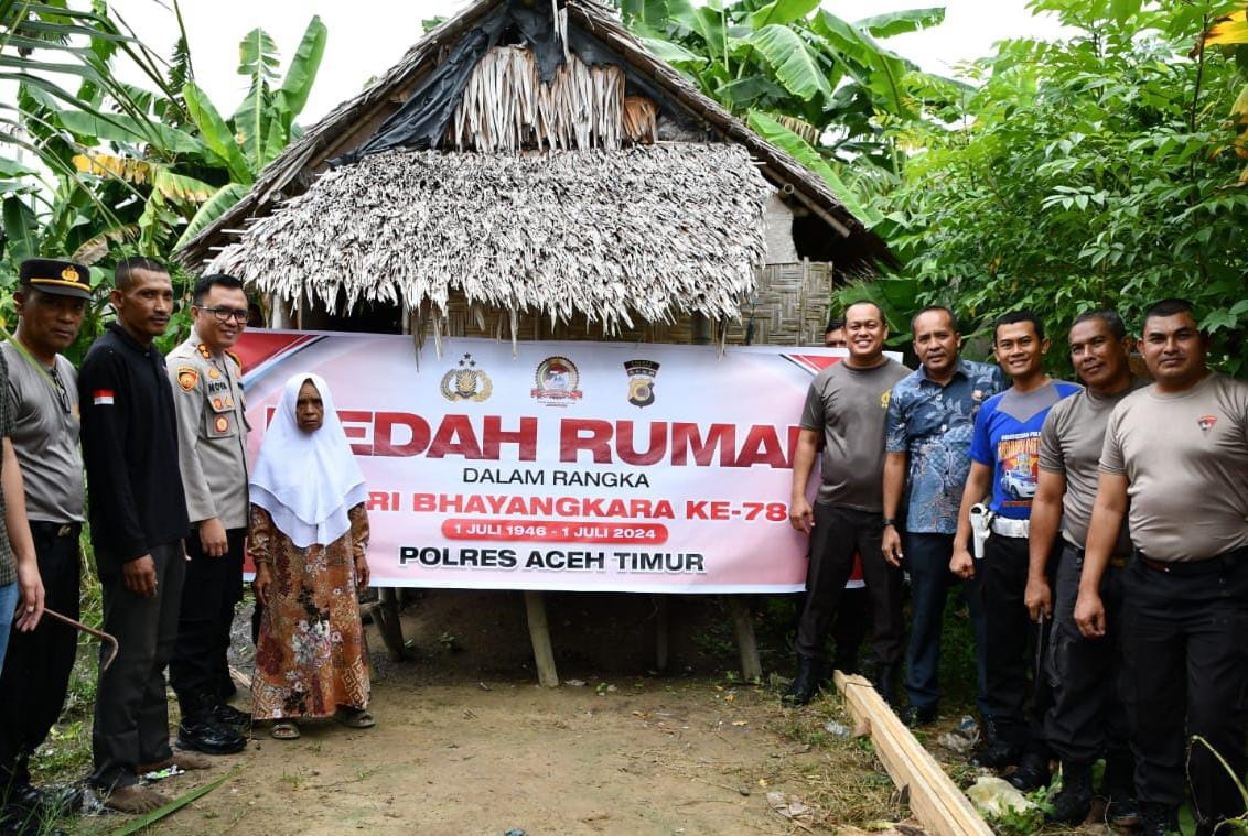 Dinilai Tak Layak Huni Polres Aceh Timur Bedah Rumah Lansia WASPADA