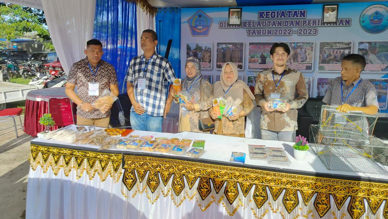 Stand DKP Pamerkan Produk Olahan Ikan Unggulan UMKM