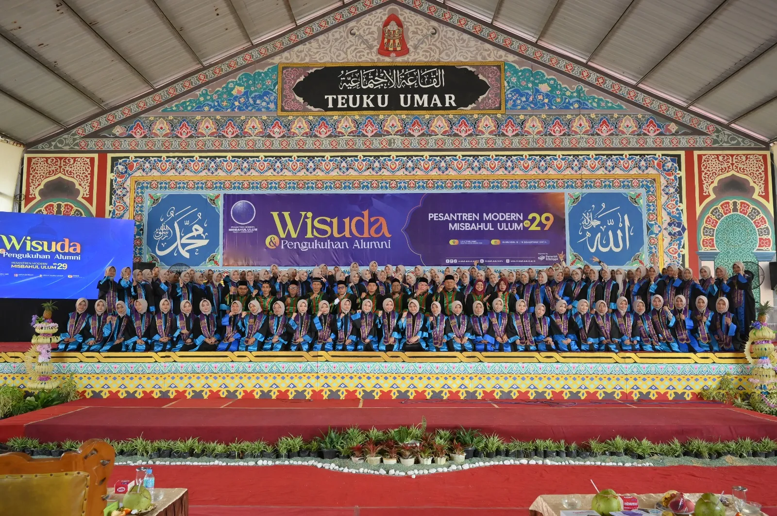 Cahaya Ilmu Dan Hafalan: Misbahul Ulum Kukuhkan 176 Wisudawan, Dua Hafiz 30 Juz