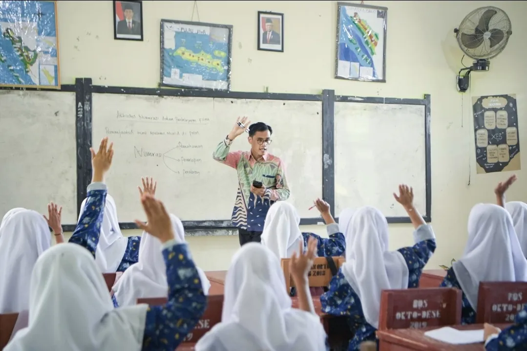 Kemendikdasmen Pastikan Guru Non-ASN Tetap Mengajar dan Terima Gaji