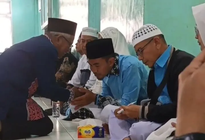 Pesantren Darul Mursyid Kembali Berangkatkan Gurunya Ke Tanah Suci
