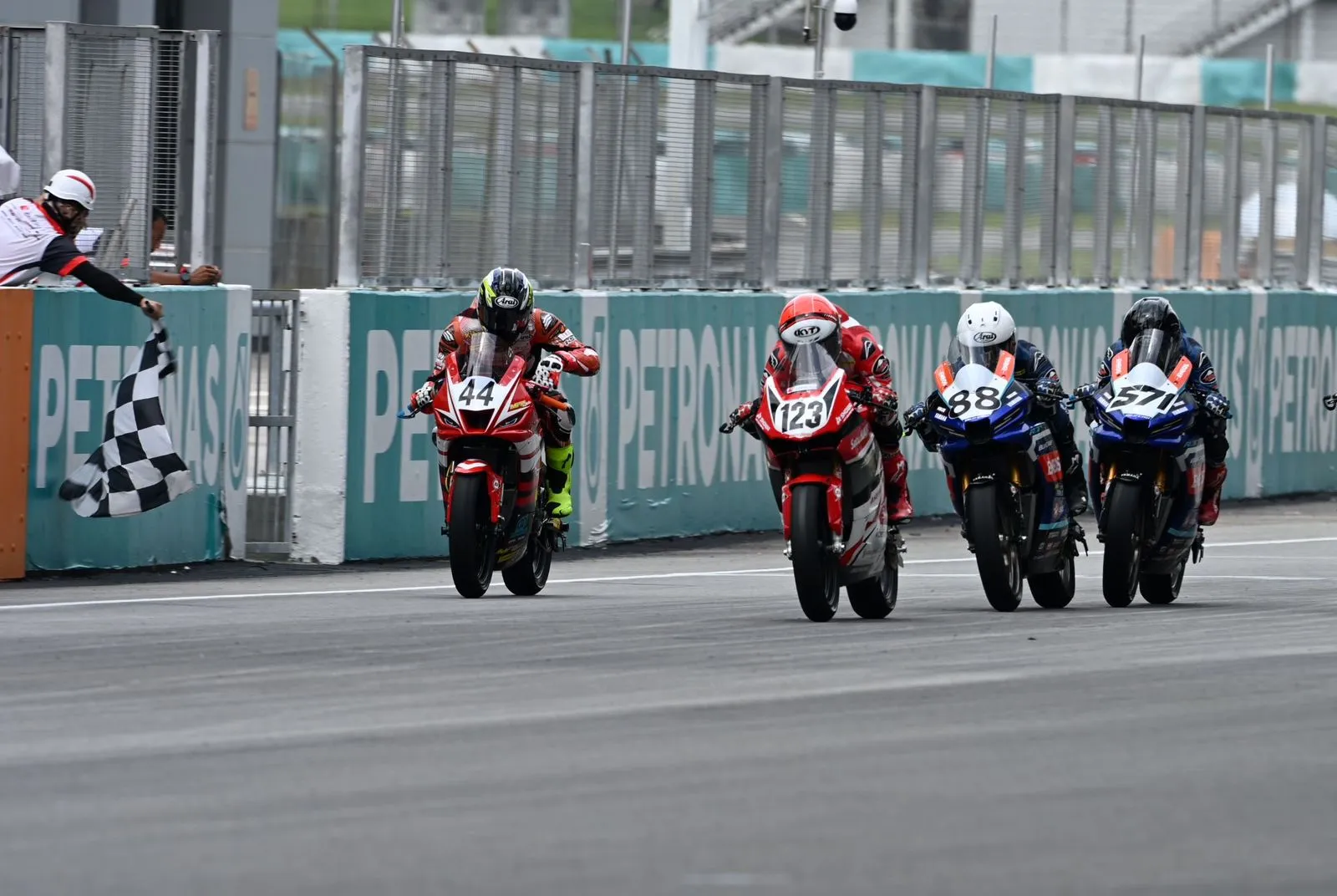 Pebalap Astra Honda Bidik Podium ARRC Buriram