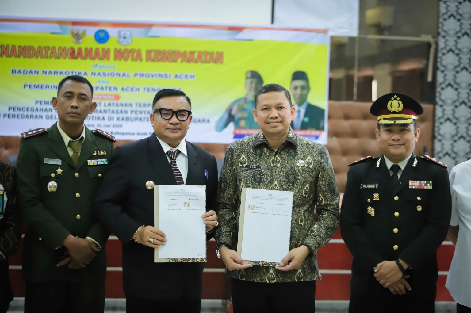 Tunjukkan Komitmen Perang Narkoba, Pemkab Agara Serahkan Sertifikat Pembangunan Kantor BNNK