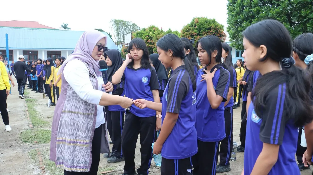 Gerakan Aksi Bergizi di SMPN 2 Sidikalang, Remaja Putri Terima Tablet Tambah Darah