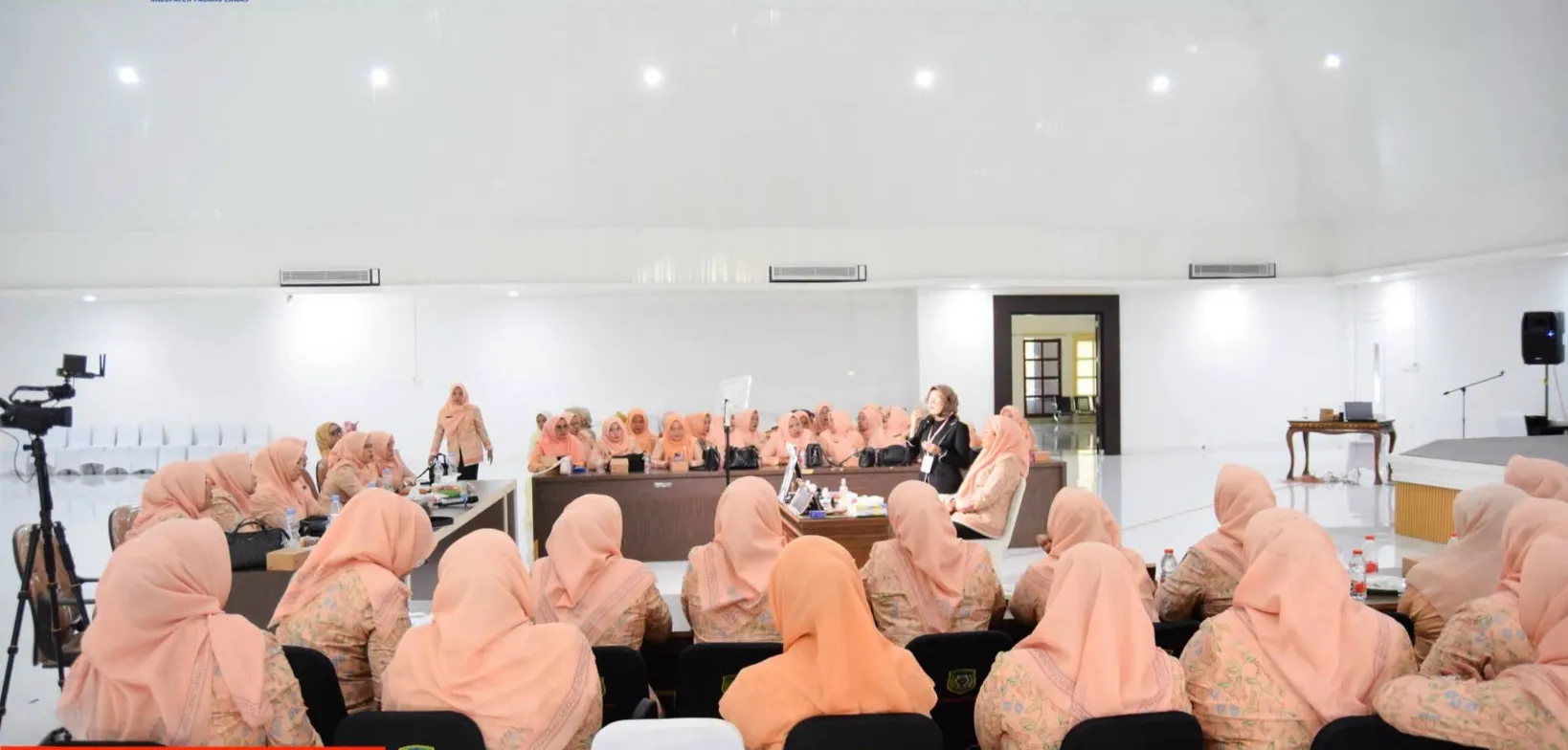 DWP Padanglawas Gelar Silaturahmi dan Kelas Kecantikan: Cantik Luar Sejalan dengan Cantik Dalam