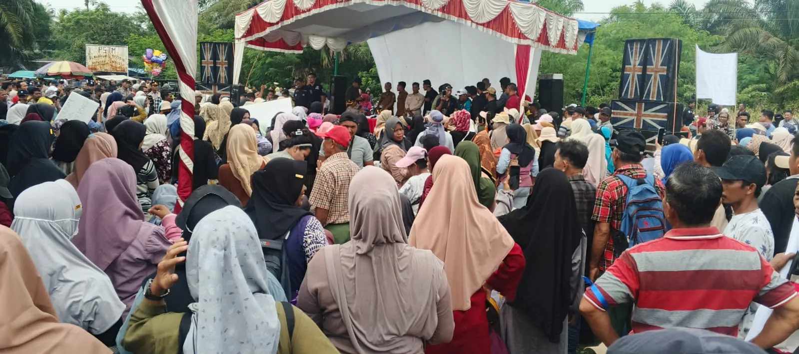 Aksi Demo Jilid II Korban Banjir, Demonstran Tuntut Bantuan Stimulan ke Pusat Via Zoom