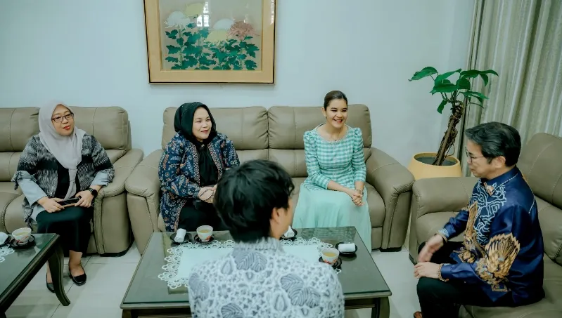 Kahiyang Ayu Promosikan UMKM dan Destinasi Wisata Sumut Kepada Konjen Jepang