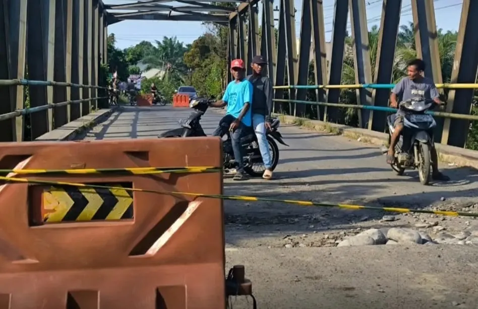 Titi Besi Paya Roba Binjai Rusak Parah, Lalu Lintas Angkutan Barang Dialihkan