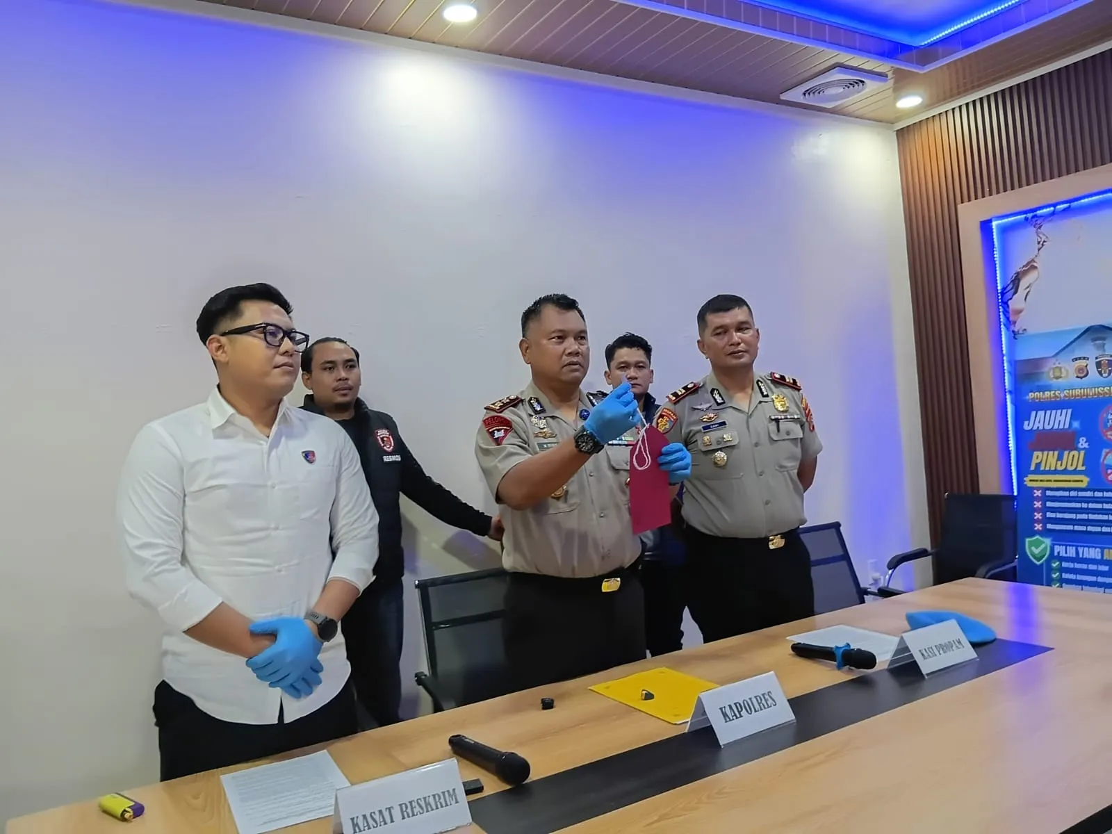 MRB, Terduga Pelaku KDRT Di Subulussalam Dijemput Dari Jambi