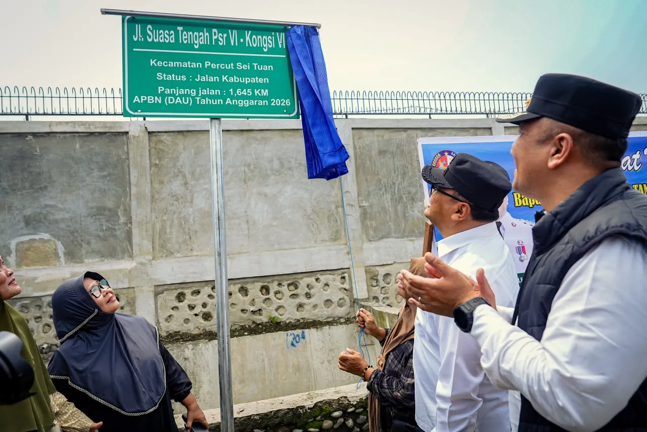 Pengaspalan Jalan Suasa Tengah Pasar VI–Kongsi VI Diresmikan