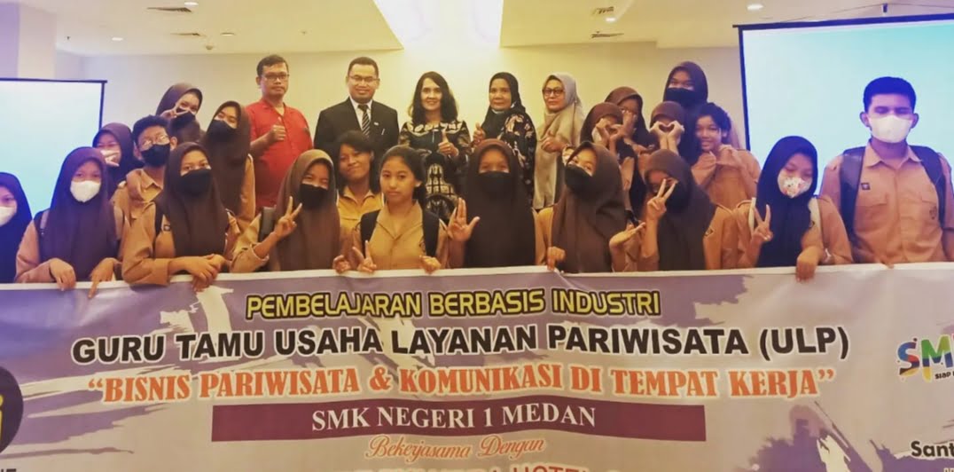 Usai Belajar Bersama Guru Tamu Siswa SMKN 1 Medan Kunjungi DUDI