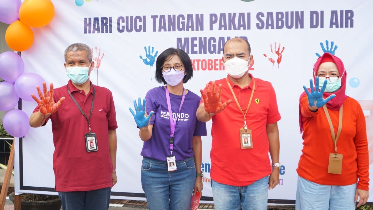 Global Handwashing Day 2022, RSUP HAM Kampanyekan Cuci Tangan Pakai Sabun Pada Pedagang Kaki Lima