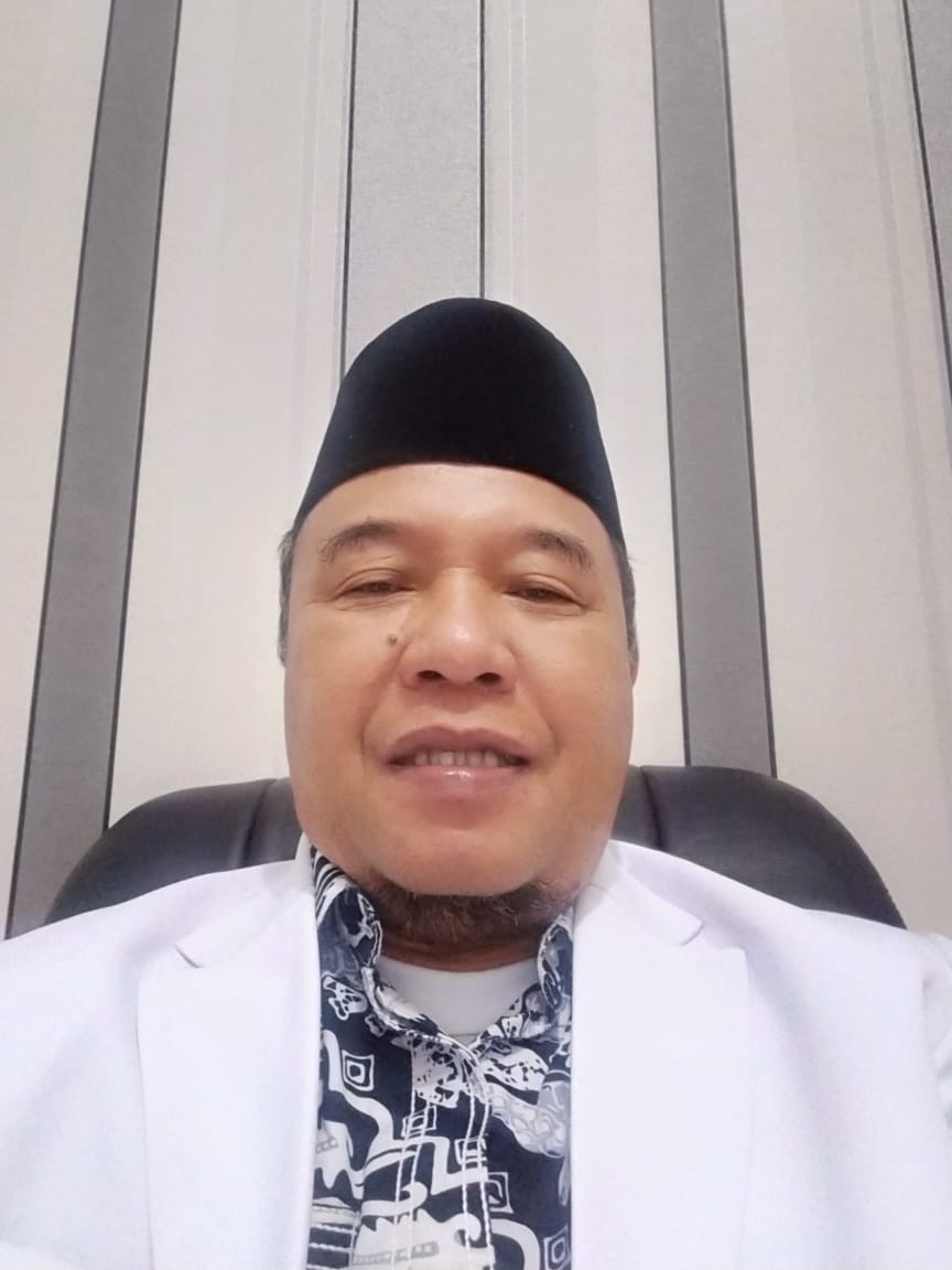 Burhanuddin: Momentum Penting Muliakan Para Guru