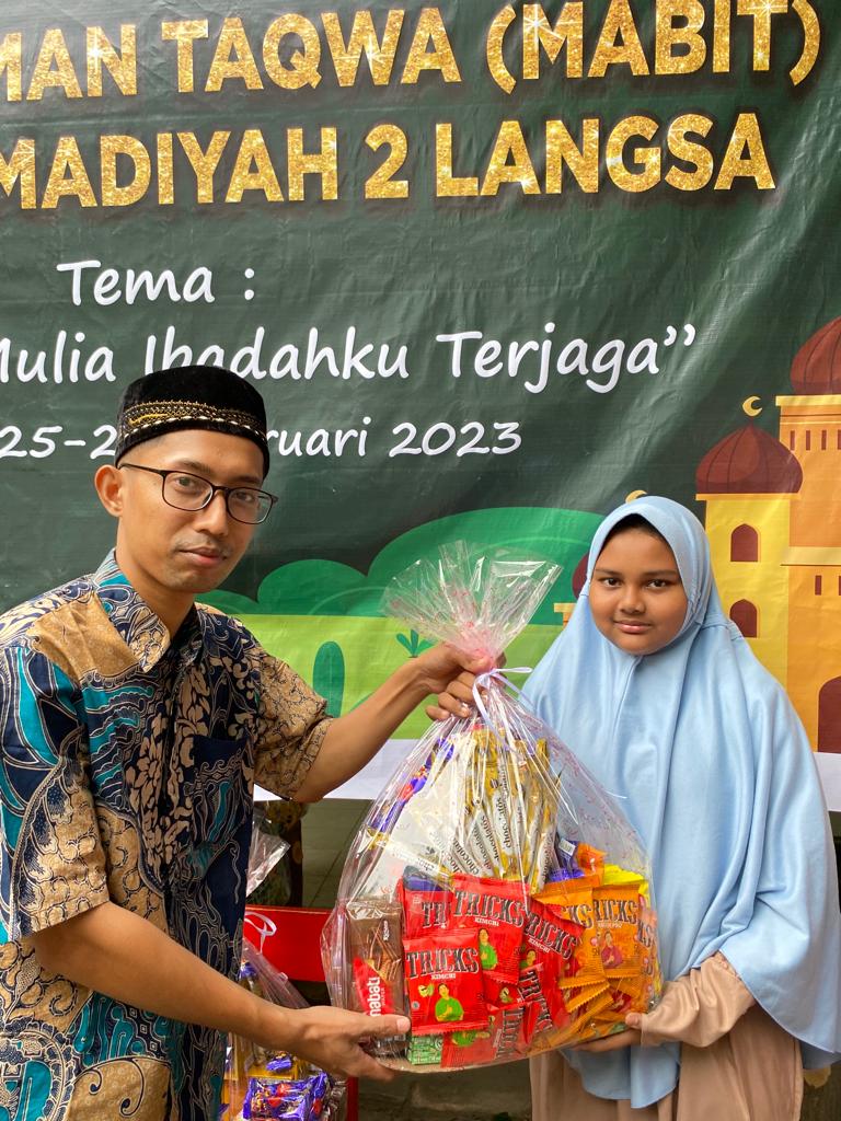 121 Siswa SD Muhada 2 Langsa Ikuti Kegiatan Malam Iman Dan Taqwa