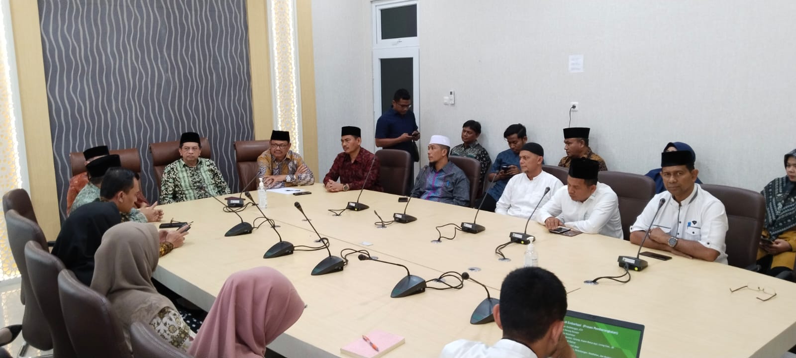Kanwil Kemenag Aceh Bersama Irjen Bahas Kelancaran Persiapan Ibadah Haji Aceh