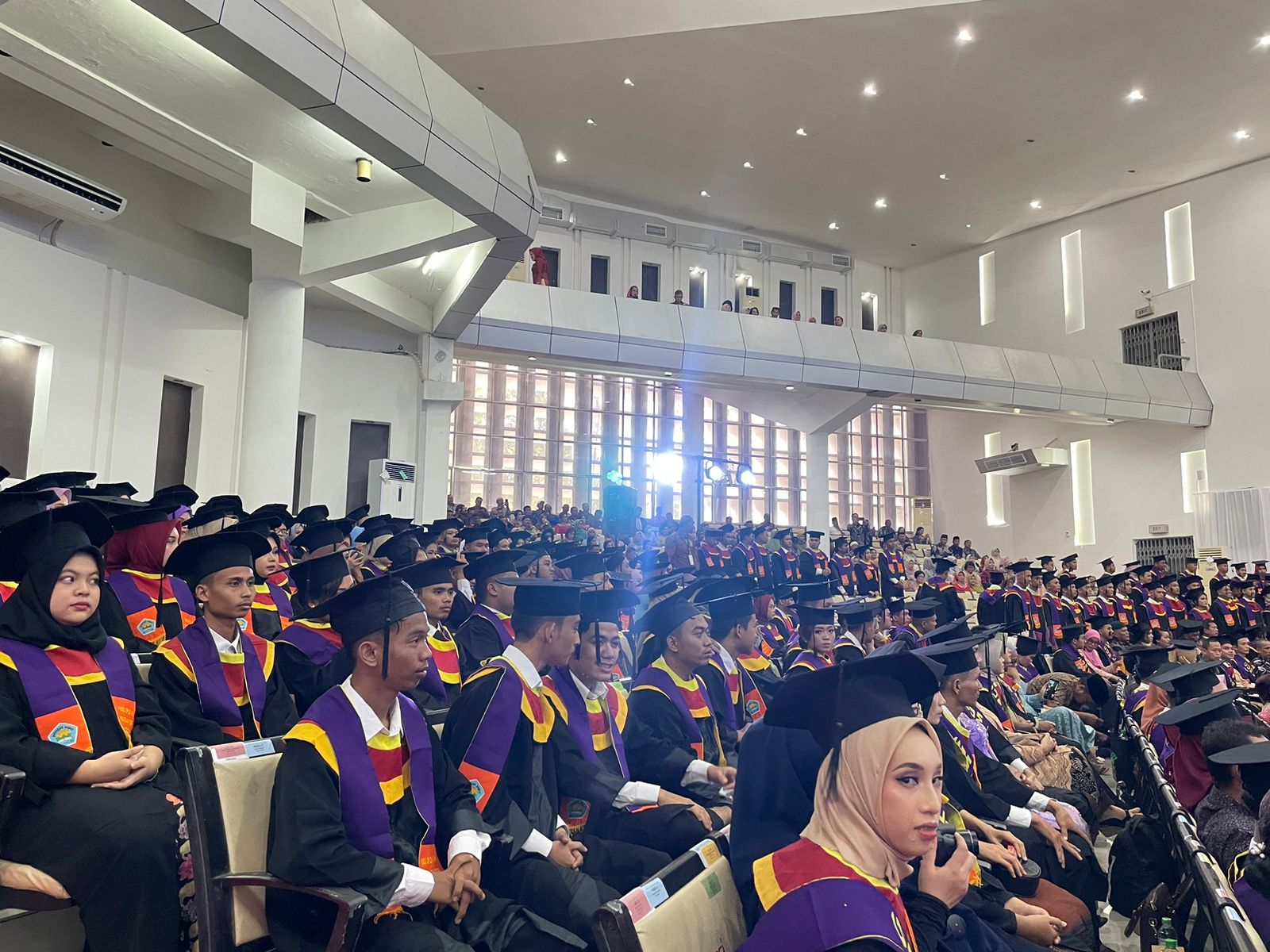 Polmed Wisuda 1.666 Sarjana Baru