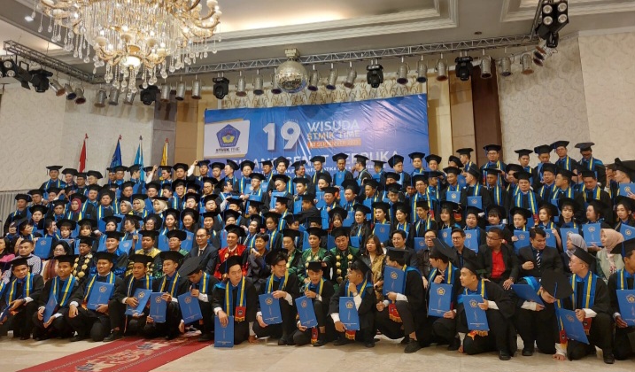 Wisuda Ke-19 STMIK Time Medan, Lulusan Diajak Untuk Terus Belajar