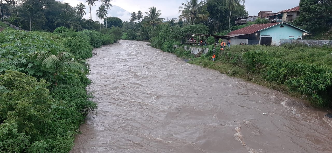 2 Anak Hanyut Dari Bawah Jembatan Siborang Sidimpuan