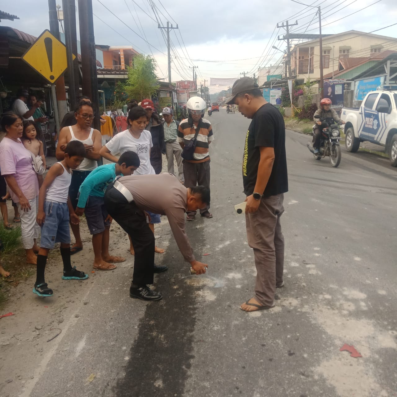 Pemotor Tabrak Pejalan Kaki, 1 Tewas 2 Luka