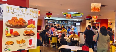 TEXAS Chicken resmi melebarkan sayapnya dengan membuka cabang terbaru berlokasi di Thamrin Plaza Medan, Jumat (15/3). Waspada/Ist