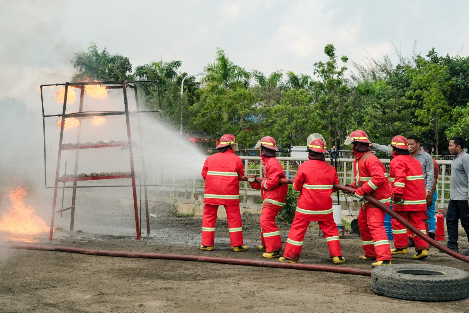 Memperingati Bulan K3, PLN Indonesia Power Gelar Fire Drill Competition