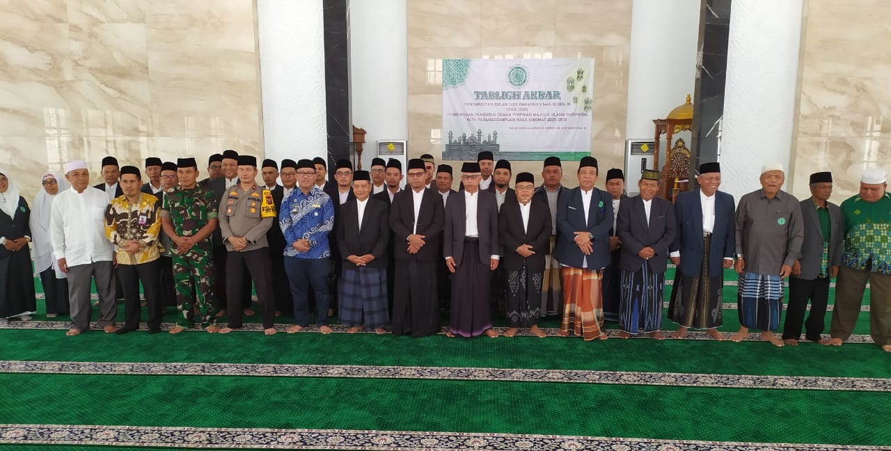 MUI Sumut Kukuhkan Pengurus MUI Padangsidimpuan Masa Khidmat 2023-2028