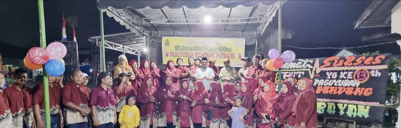 Dr Misnan Aljawi berfoto bersama dengan Paguyuban Selayang Pandang. (Waspada/ist).