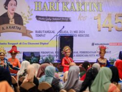 Fashion Show Kebaya Nasional Kader PKK Medan Warnai Peringatan Hari Kartini