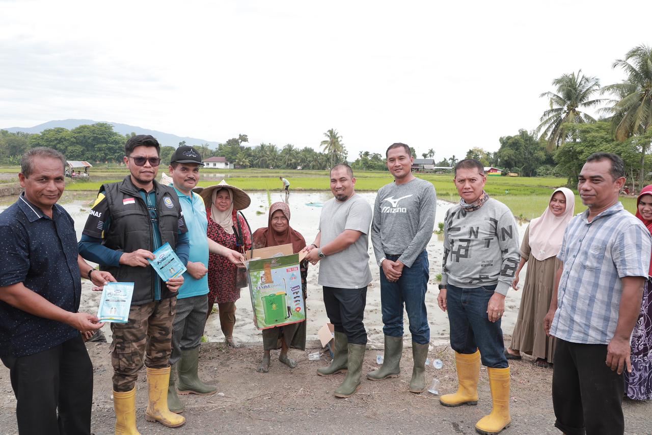 Tekan Inflasi Di Aceh Besar; Pj Bupati - Danlanud SIM Tanam Padi Bersama