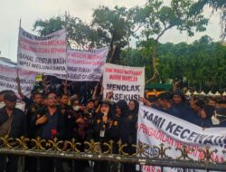 Didemo Ratusan Massa, Ketua PN Medan Diminta Batalkan Eksekusi Lahan