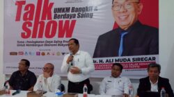 PAPPSI dan Ali Muda Siregar hadirkan Wali Kota Padangsidimpuan periode 2018-2023, Irsan Efendi Nasution, sebagai narasumber talkshow peningkatan kapasitas UMKM. (Waspada/Ist)