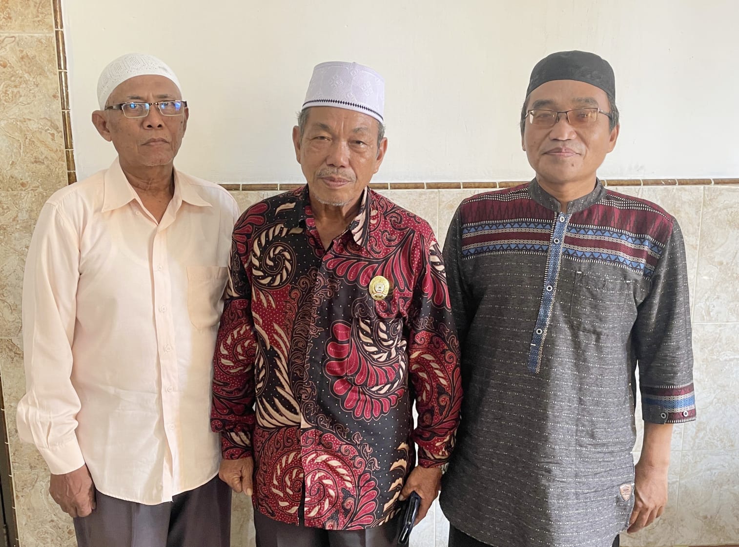 Ketua DMI Deliserdang AKBP (Purn) H Sulaiman Hasibuan Sekretaris, Ustaz Sulardi Sundowo dan Bendahara, H Mauliddin. (Waspada/ist)