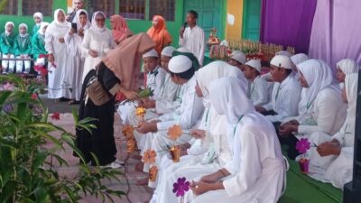 Madrasah Al Muhajirin Medan Gelar Khataman Al Qur'an dan Wisuda