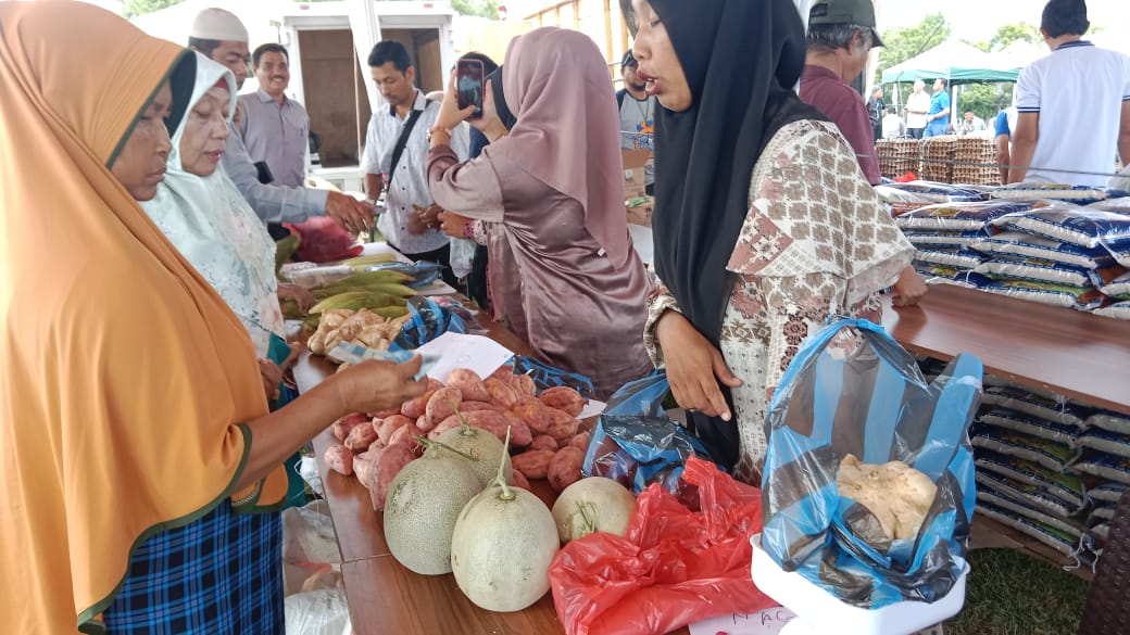 Pasar Tani Aceh Besar Ikut Ramaikan Bazar UMKM Expo Di JSC