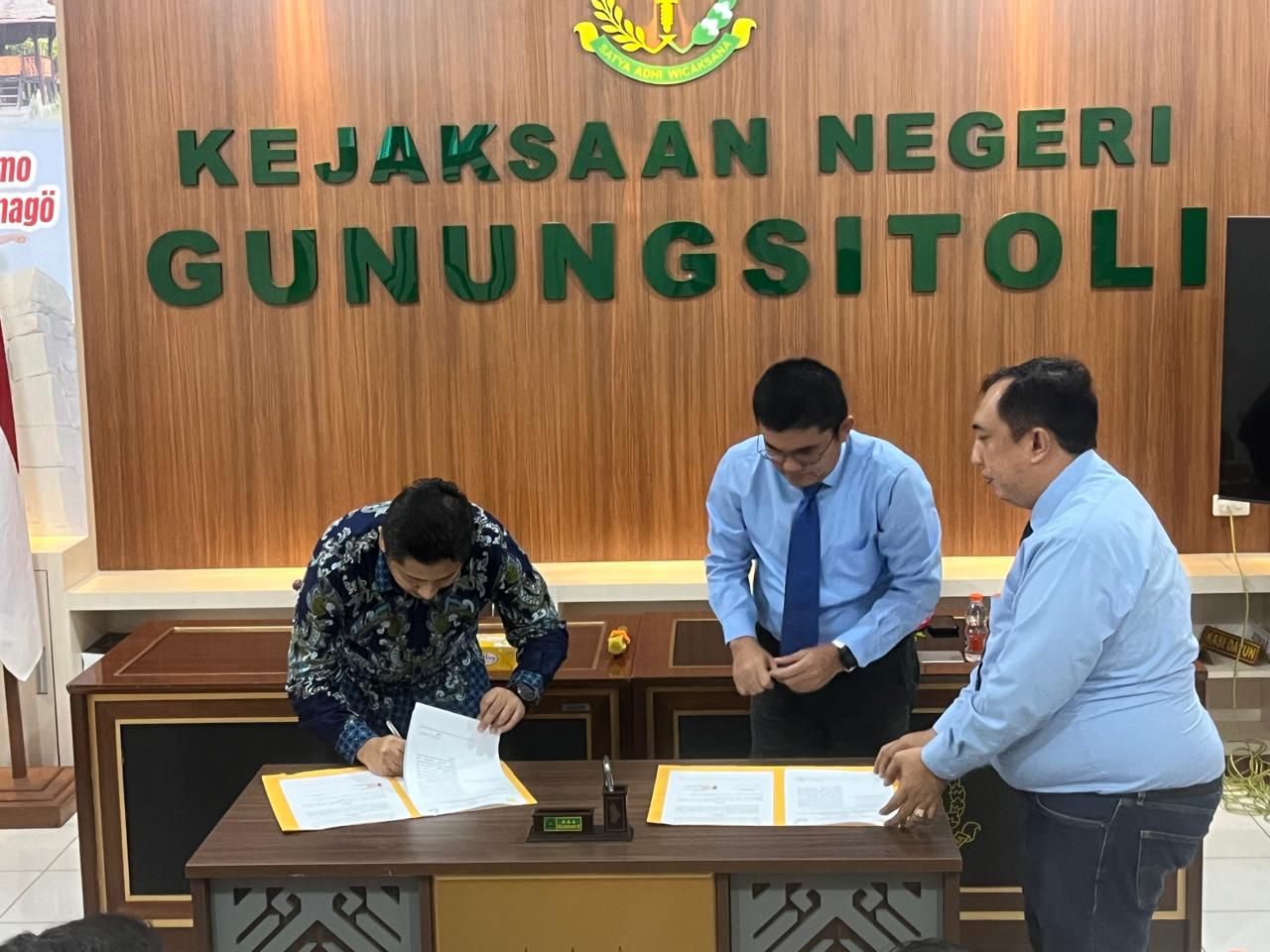 PLN Dan Kejari G.Sitoli MoU Perpanjangan Kerjasama Permasalahan Hukum