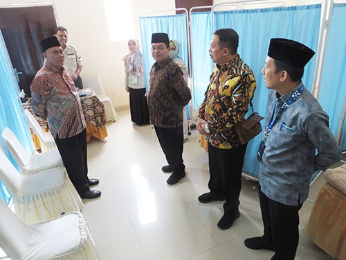 Foto-foto Kakanwil Kemenag Sumbar Tinjau Pelayanan Haji Embarkasi Medan