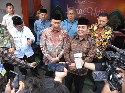 Foto-foto Kakanwil Kemenag Sumbar Tinjau Pelayanan Haji Embarkasi Medan