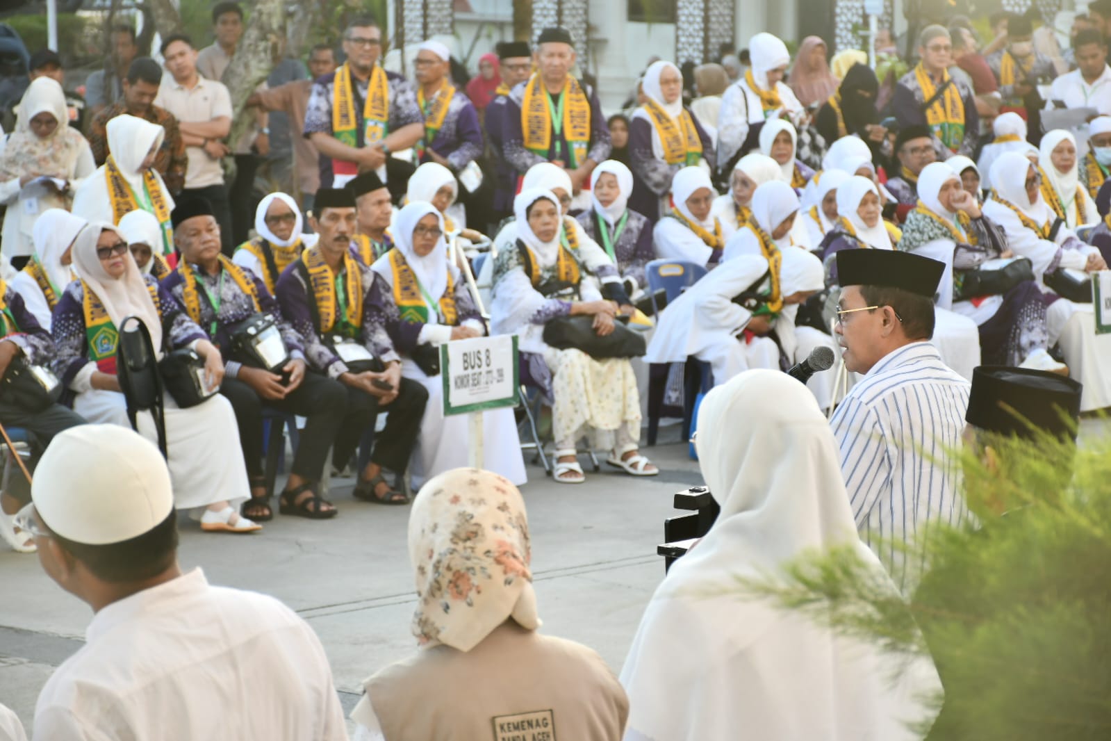 Pj Wali Kota Lepas 385 Calhaj Banda Aceh Menuju Tanah Suci Makkah