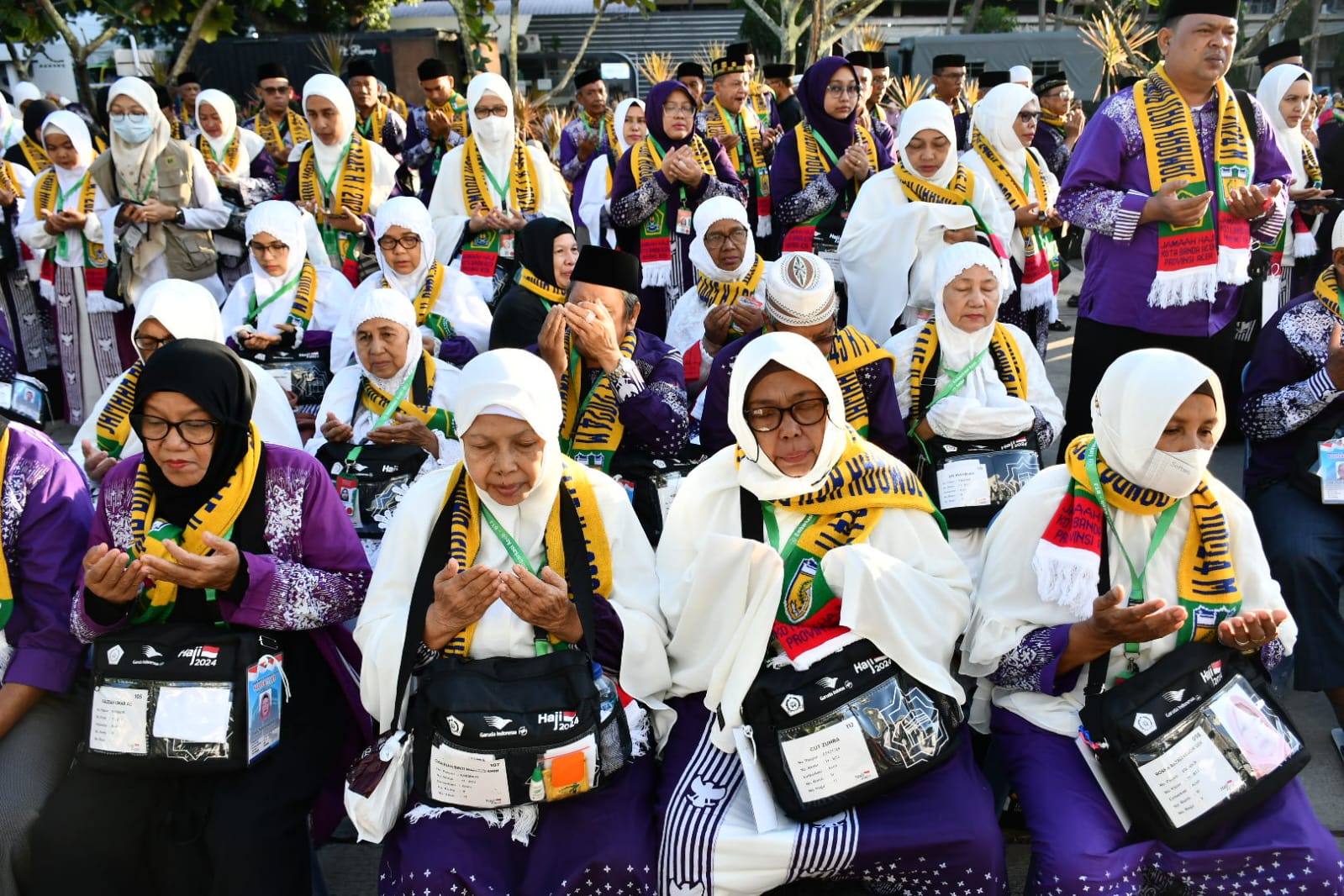 Pj Wali Kota Lepas 385 Calhaj Banda Aceh Menuju Tanah Suci Makkah