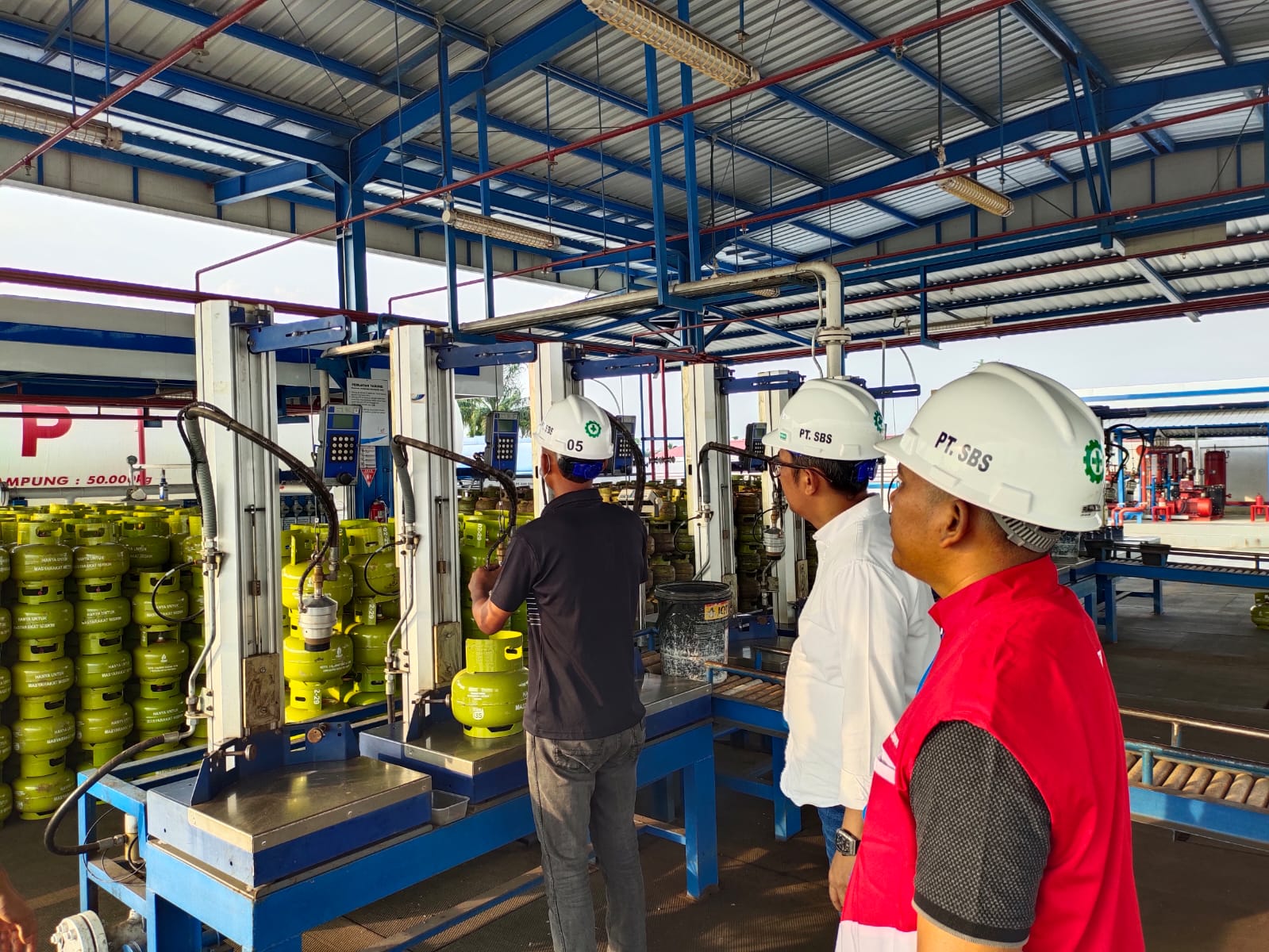 Pastikan Pengisian LPG Sesuai Standar, Pertamina Patra Niaga Sidak SPPBE Provinsi Riau