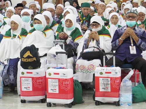 Foto Jamaah Haji Kloter 1 Asahan Tiba Di Asrama Haji Medan