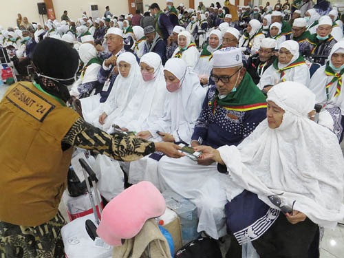 Foto Jamaah Haji Kloter 1 Asahan Tiba Di Asrama Haji Medan