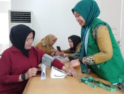 ASN Pemprovsu Terbantu Adanya Pemeriksaan kesehatan Dari RSU Haji Medan