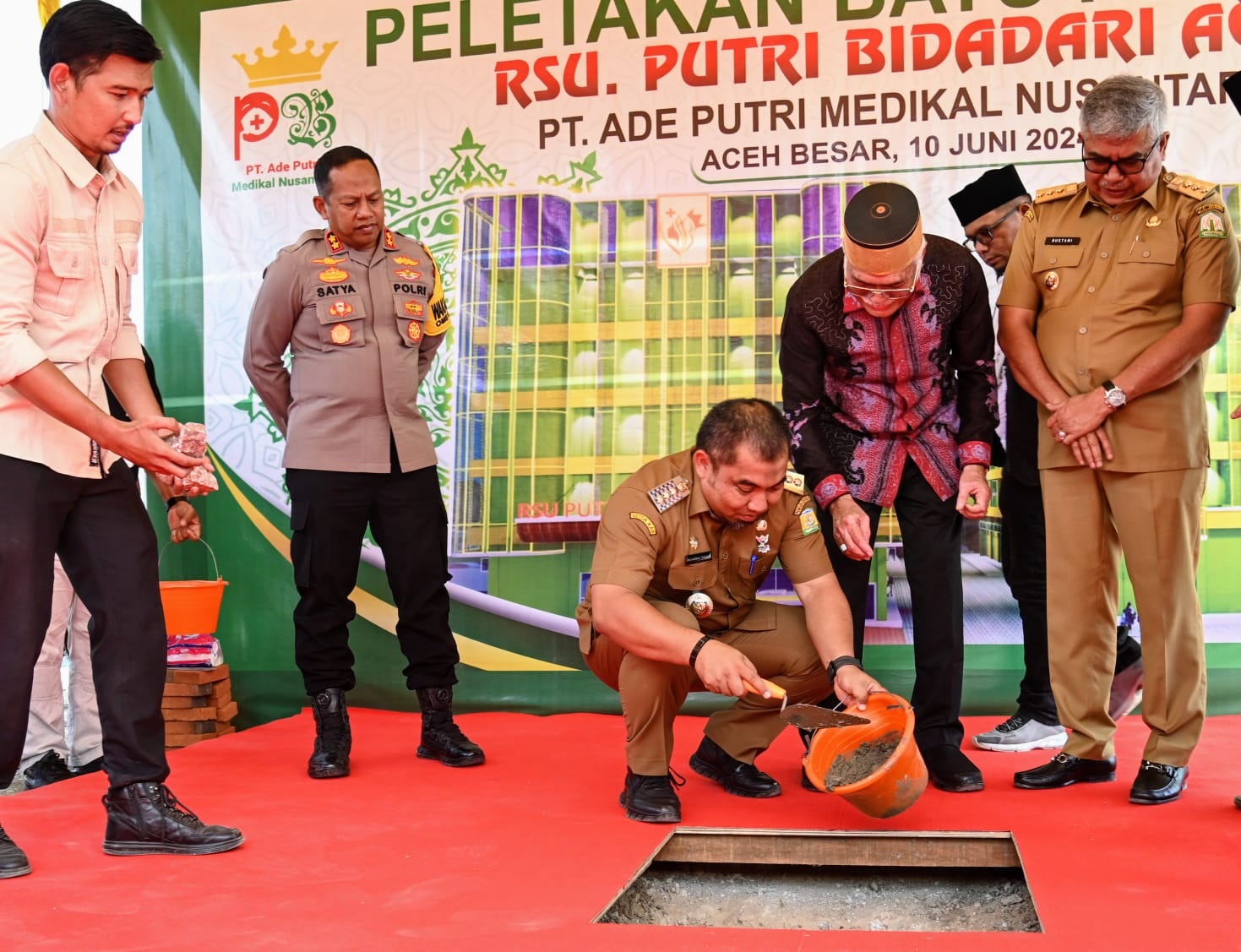 Pj Gubernur Lakukan Peletakan Batu Pertama RSU Putri Bidadari Aceh