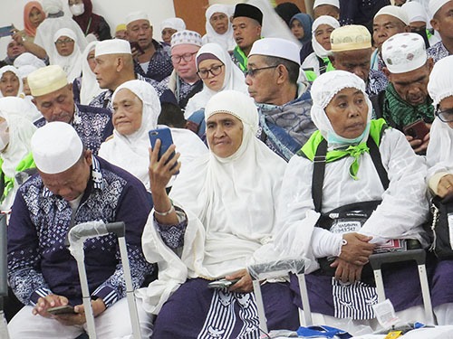 Foto Kloter 10 Tiba Di Asrama Haji Medan Dari Tanah Suci