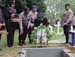 Kabag SDM Polresta Banda Aceh Pimpin Upacara Pemakaman Purnawirawan Polri