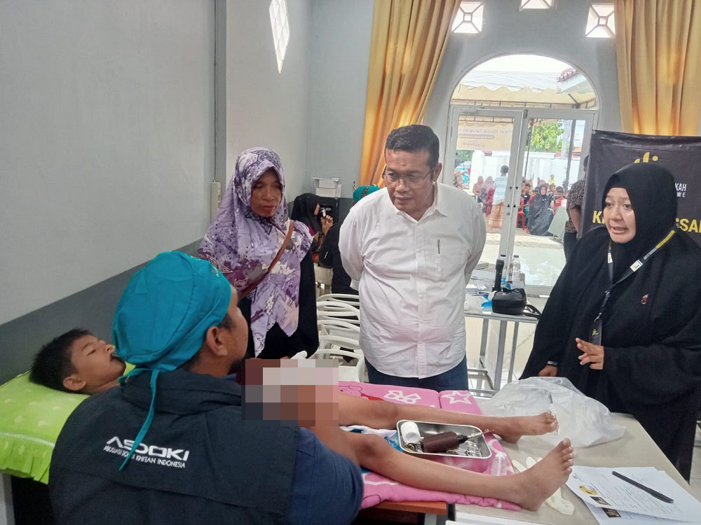 Komunitas Jumat Barokah Bersama H Fatani Gelar Sunat Massal Gratis Di Lhokseumawe — Waspada