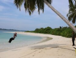 Eksotisnya Pasir Putih Dan Penangkaran Penyu Di Wisata Pasi Bakelok Pulau Banyak